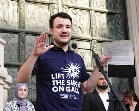 US Immigration Judge Directs Deportation of Palestinian-Supporting Activist Citing Inaccurate Information on Green Card Application